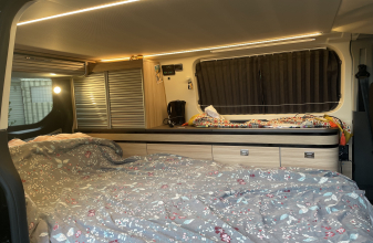 Ford STYLEVAN Transit image