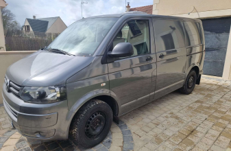 Volkswagen TRANSPORTEUR T5 image