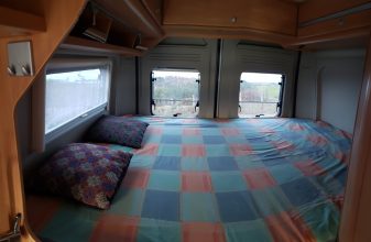 Citroen POSSL 2,2 L 140 CV Blue HDI image