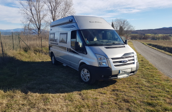 Ford FONT VENDOME Forty Van image