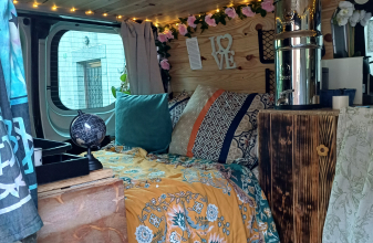 FORD CAMPEREVE COMPACT image