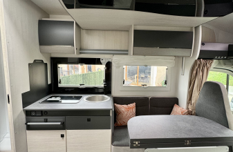 Ford CHALLENGER 328 image