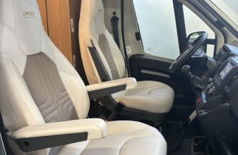 Citroen BURSTNER TD 644 image