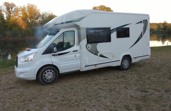 Ford CHAUSSON 610 spécial édition  image