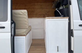 Volkswagen VOLKSWAGEN Transporter T5 image