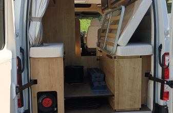 RENAULT FONT VENDOME EVASION image