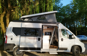 Fiat BAVARIA Kompact 180cv toit relevable 5,99m image