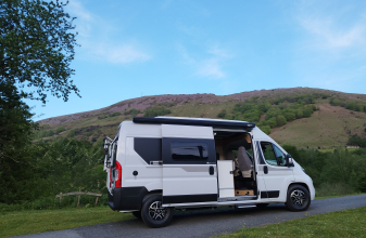 Fiat BAVARIA Kompact 180cv toit relevable 5,99m image