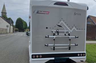 FORD CHALLENGER GRAPHITE EDITION image