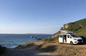 FORD CAMPEREVE COMPACT image