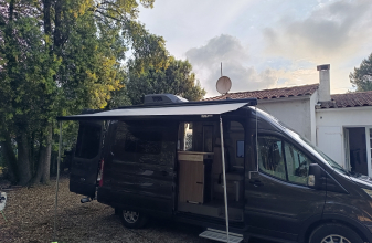 FORD RANDGER VANS image