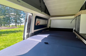 VOLKSWAGEN STYLEVAN EMOTION image