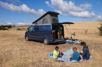 Renault AUTRE Loisirs 12 Dourbie cuisine arrière image