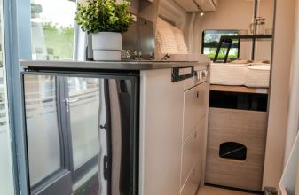 Ford BURSTNER Lineo active c590 image