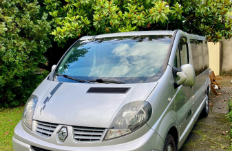 Renault AUTRE RENAULT TRAFIC II GRAND PASSENGER EXECUTIVE 115CV image