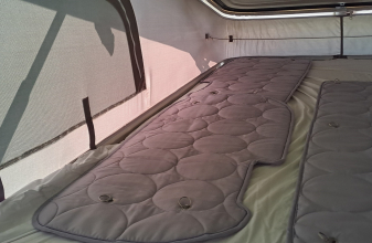 RENAULT FONT VENDOME ESCAPADE image