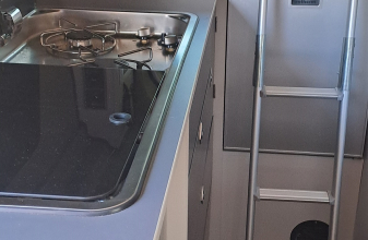 RENAULT FONT VENDOME ESCAPADE image