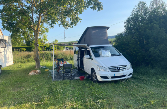 Mercedes MERCEDEZ VIANO image