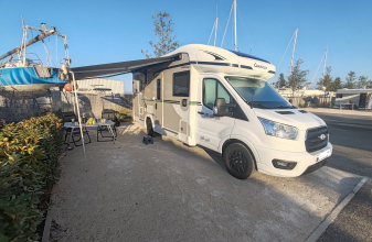 FORD CHAUSSON TITANIUM EDITION image