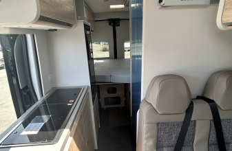 Ford DETHLEFFS GLOBETRAIL 590 image