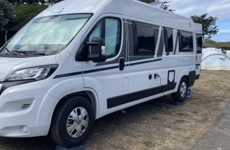 Peugeot CARADO CV 600 image