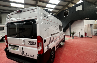 Citroen BURSTNER Campeo 600 black Forest  image