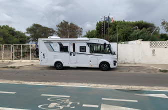 Peugeot ITINEO CS 660 image