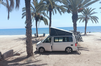 VOLKSWAGEN VOLKSWAGEN CALIFORNIA image