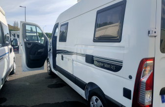 RENAULT MASTER Font Vendome Master Van XS image