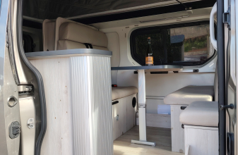 RENAULT FONT VENDOME ESCAPADE image