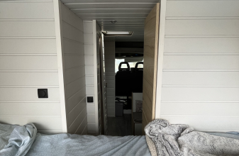 PEUGEOT BRAVIA MOBIL SWAN image