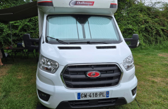 FORD CHALLENGER GRAPHITE EDITION image