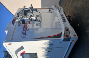 Ford Challenger Prenium image