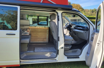 VOLKSWAGEN VOLKSWAGEN CALIFORNIA image