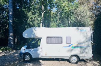 FORD CHAUSSON FLASH image