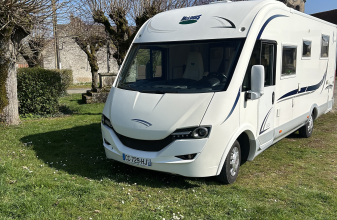 FIAT MC LOUIS NEVIS 872 image