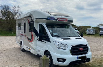 Ford CHALLENGER TRIGANO image