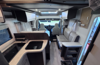 FORD BENIMAR TESSORO image