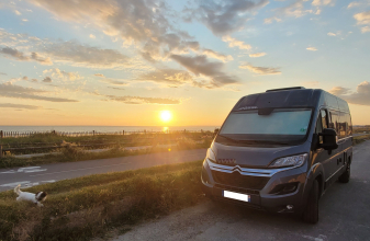 Citroen POSSL POSSL SUMMIT 600 SHINE (CITROEN 2.2L BLUE HDI 140CH 2024 3.5T)