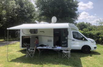 Ford DETHLEFFS JUST G O image