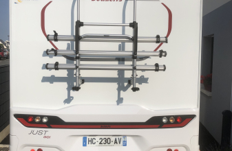 Ford DETHLEFFS JUST G O image