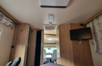 Ford CI AUTOHOMES horon 62XT image