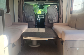 Ford CHALLENGER GRAPHITE EDITION 260 image