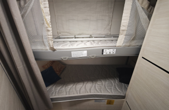 Ford CHALLENGER 380 graphite ultimate image