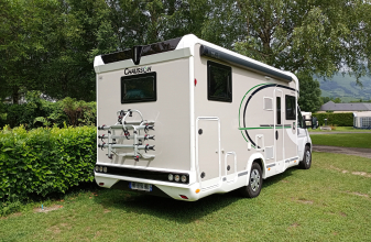 Peugeot CHAUSSON 724 Etape Line image