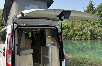 Ford CAMPEREVE Capland image