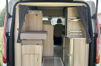 Ford CAMPEREVE Capland image