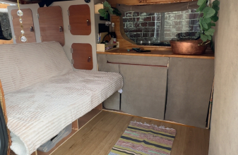 RENAULT STYLEVAN BASE RENAULT TRAFIC image