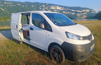 NV200