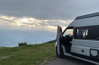 PEUGEOT KNAUS VAN TI image